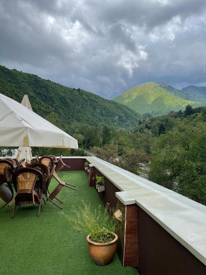 Samal Resort & Spa Almaty Ngoại thất bức ảnh