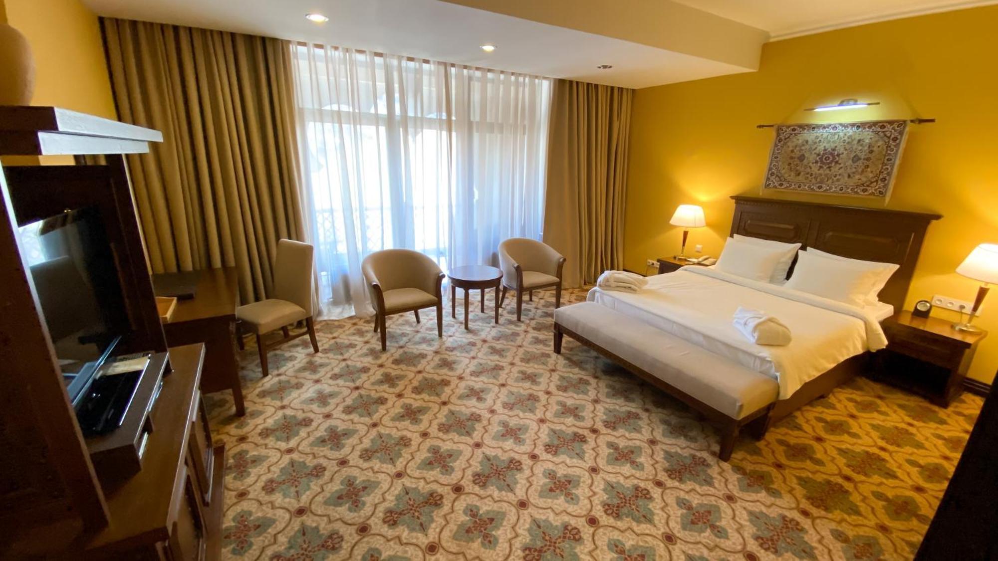 Samal Resort & Spa Almaty Ngoại thất bức ảnh