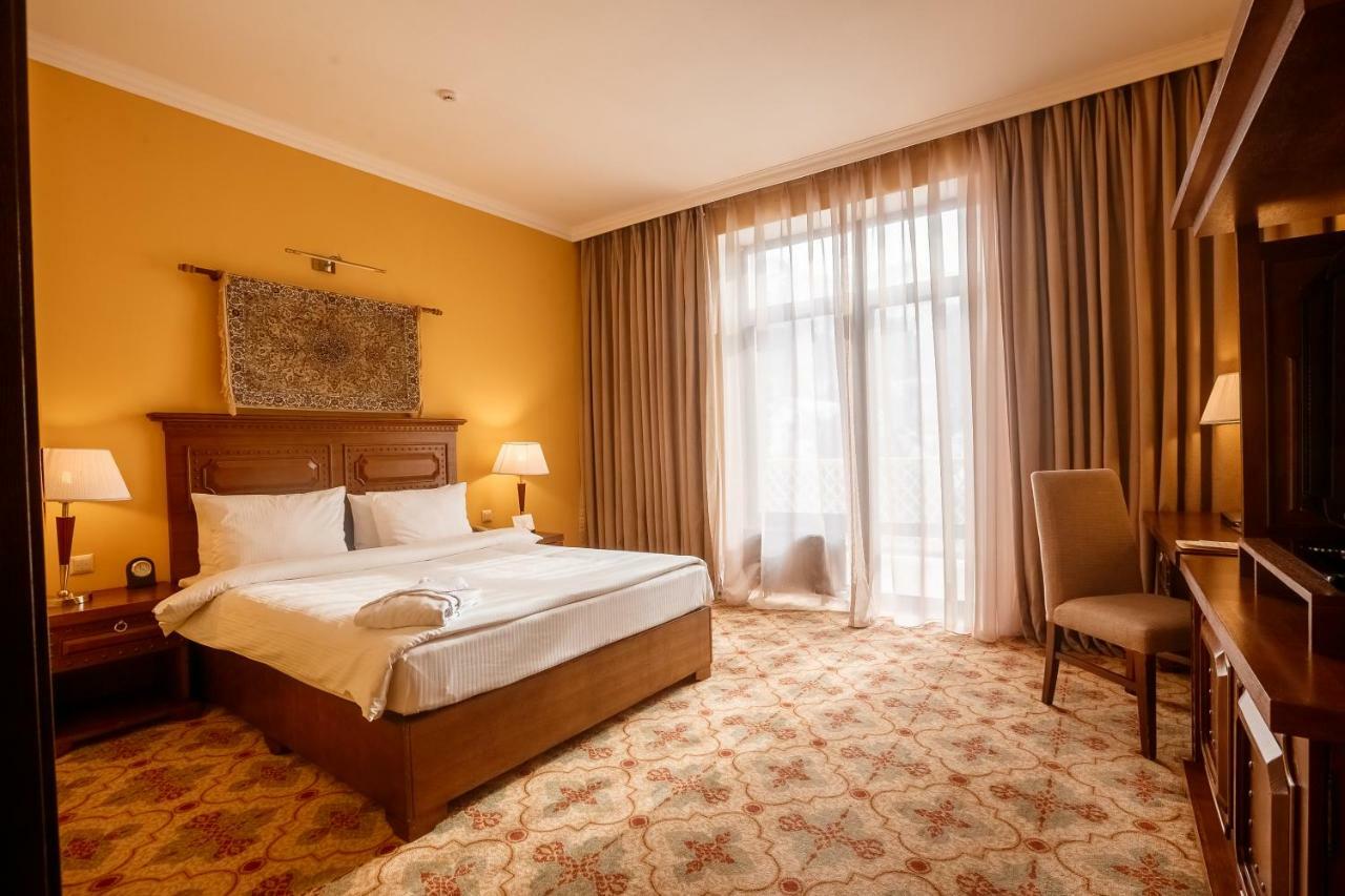 Samal Resort & Spa Almaty Ngoại thất bức ảnh